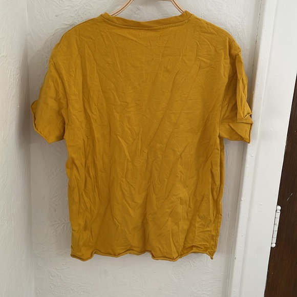 PROFOUND AESTHETIC Men's Death Of Me Short Sleeve Shirt Size M In Yellow - Picture 3 of 4